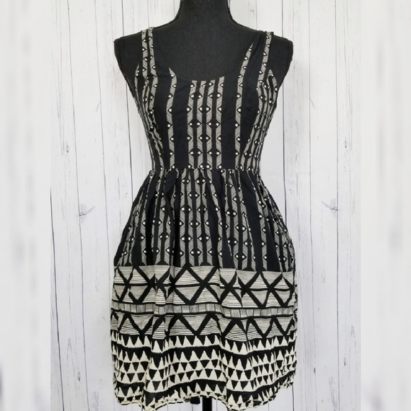 🌹 Anthropologie / Staring at Stars (2) Dress - Picture 2 of 6